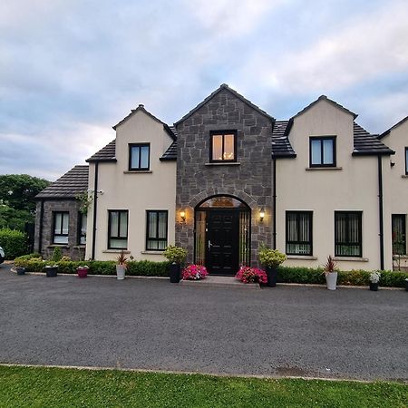 Boutique Country House Aldergrove Panzió Crumlin  Kültér fotó